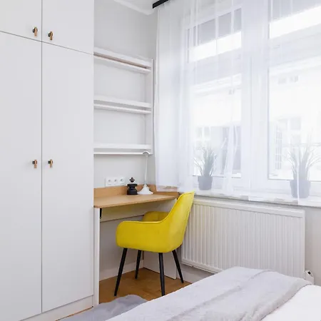 شقة Warszauera Z Klimatyzacja Na Krakowskim Kazimierzu By Renters *