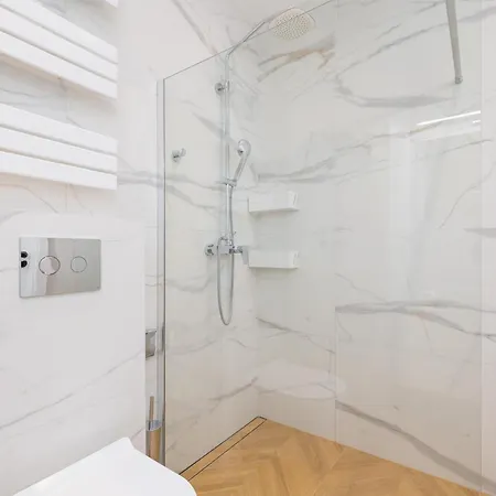 Warszauera Z Klimatyzacja Na Krakowskim Kazimierzu By Renters شقة *