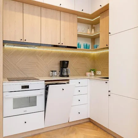 شقة Warszauera Z Klimatyzacja Na Krakowskim Kazimierzu By Renters كراكوفيا