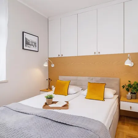 Warszauera Z Klimatyzacja Na Krakowskim Kazimierzu By Renters Apartamento Cracóvia