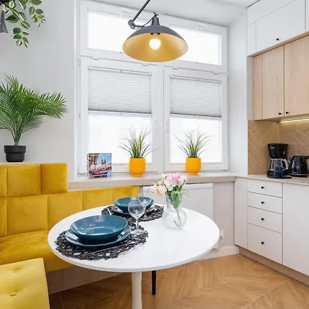 Warszauera Z Klimatyzacja Na Krakowskim Kazimierzu By Renters Apartamento Cracóvia