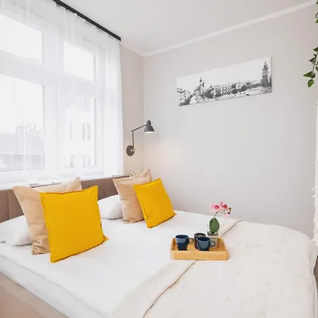Apartment Warszauera Z Klimatyzacja Na Krakowskim Kazimierzu By Renters *